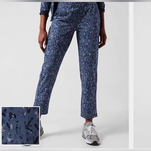 ATHLETA NWOT BROOKLYN ANKLE PANT